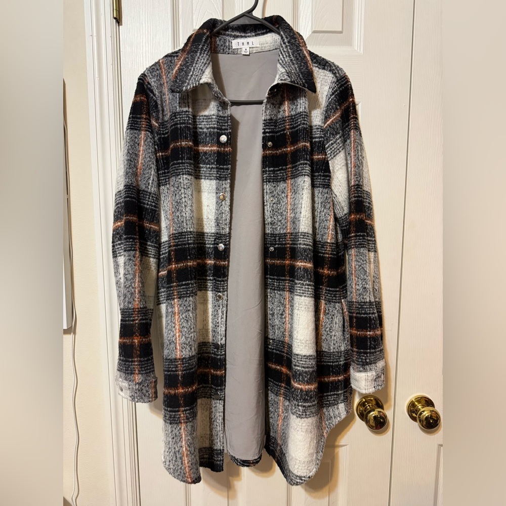 THML Beautiful Multicolored Plaid Jacket with Two Pockets And Snap Closures